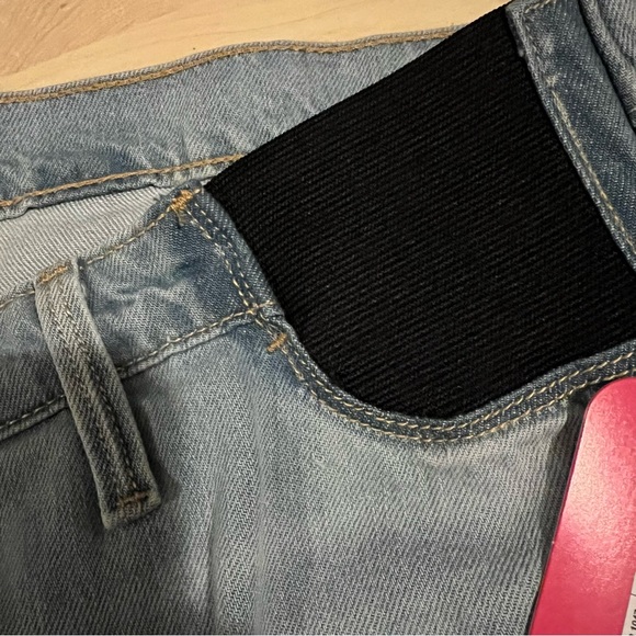 NWT Isabel Maternity Boyfriend Jeans - Picture 3 of 6